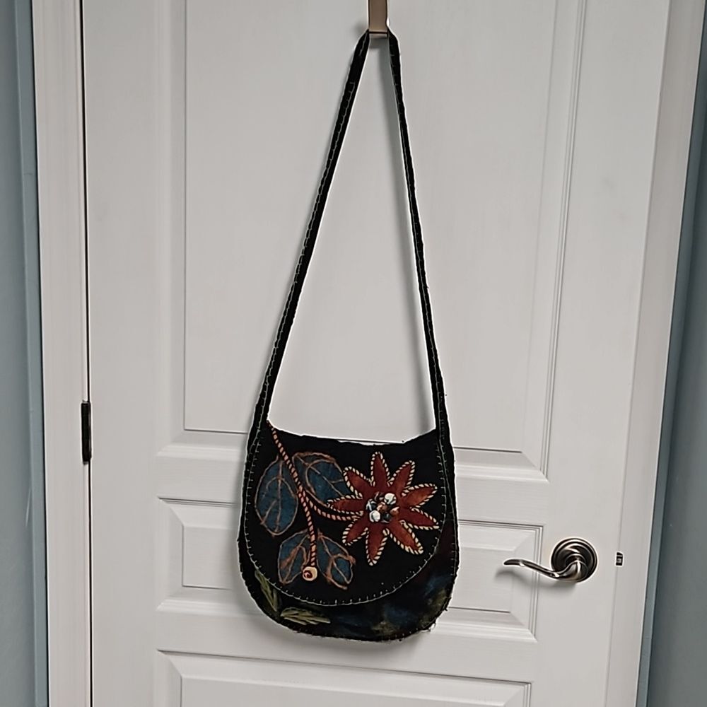 Rising Tide Felted Wool Crossbody Bag - Black Floral Handmade Nepal